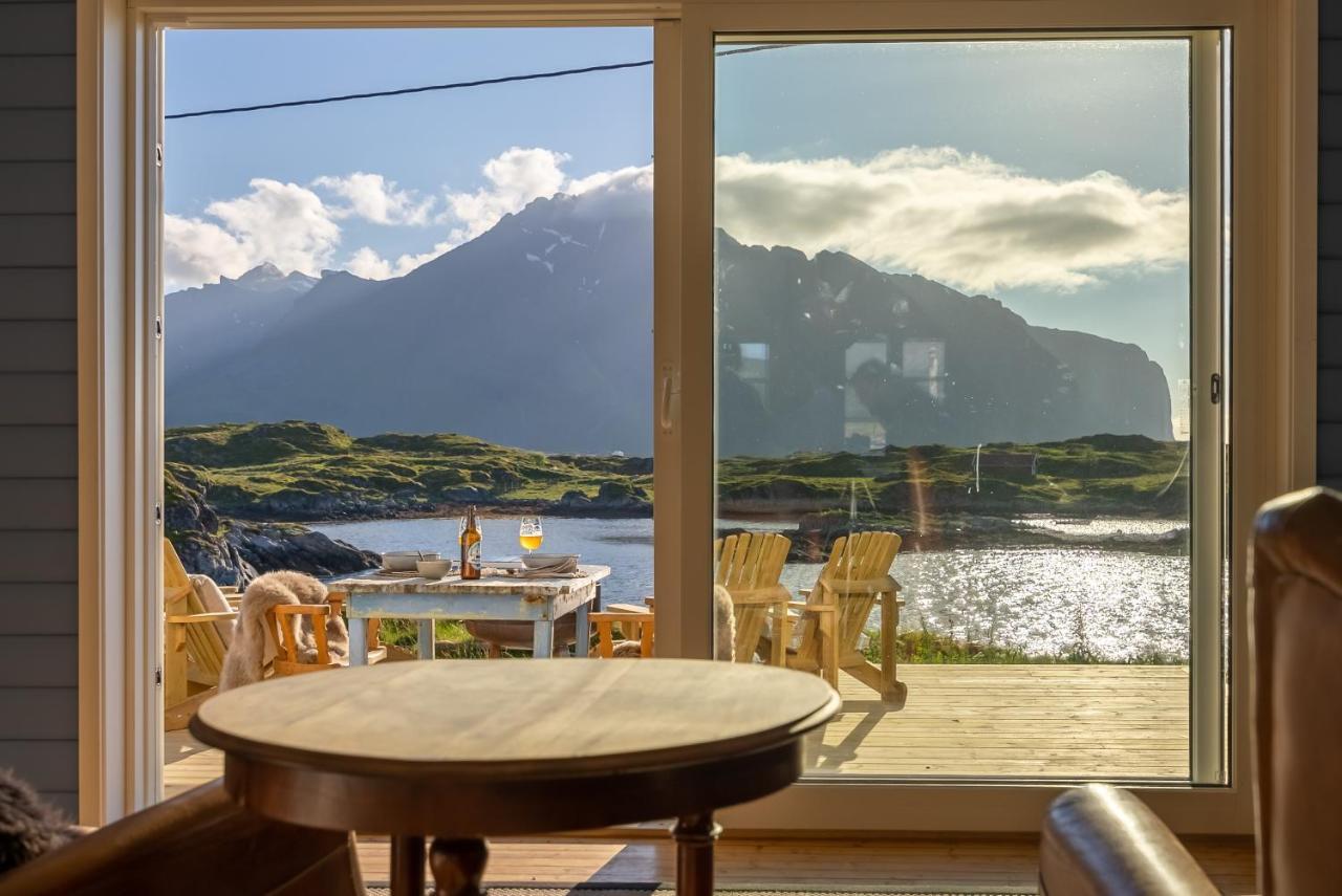Villa Borgvag - A Unique Seafront Villa In The Heart Of Lofoten Bostad Екстериор снимка